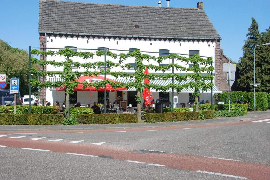B&B Eten&Zo Tienraij Extérieur photo
